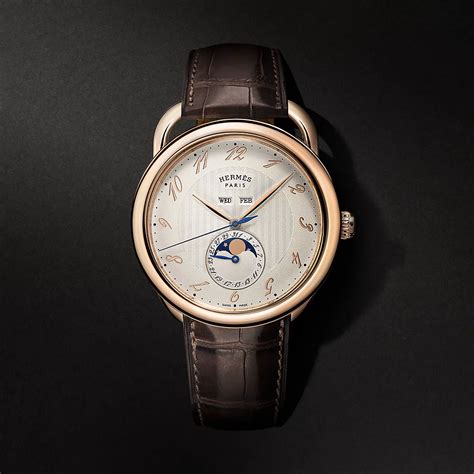 arceau grande lune watch 43mm